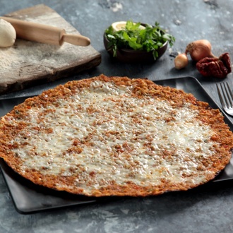 Kaşarlı Lahmacun görseli