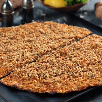 Cevizli Lahmacun görseli