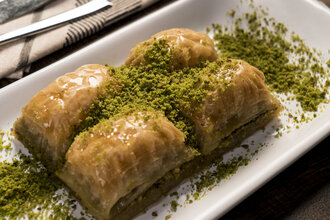 Antep Fıstıklı Özel Baklava (500 Gr.) görseli