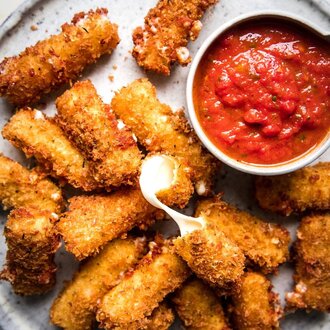 Mozzarella Sticks görseli