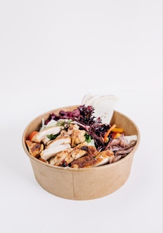 Izgara Tavuklu Salata görseli