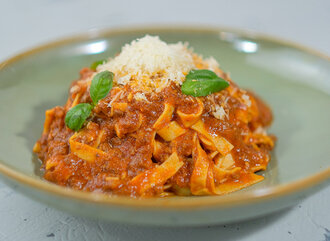 Bolonez Soslu Makarna görseli