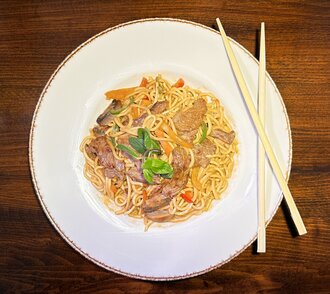 Etli Noodle görseli