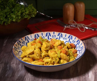 Köri Soslu Tavuk görseli