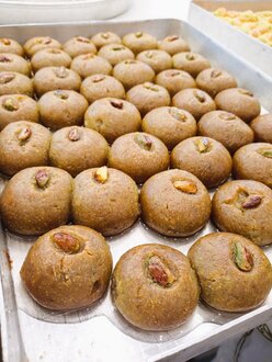 Fıstıklı Şekerpare 500 Gr görseli