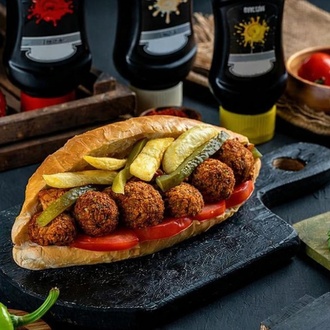 Ekmek Arası Falafel Köfte (Vegan) görseli
