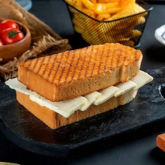 Beyaz Peynirli Tost görseli