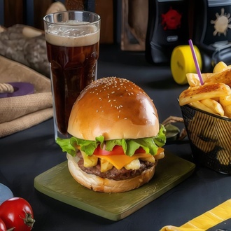 Cheeseburger Menü görseli