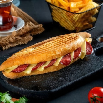 Ekmek Arası Karışık Tost görseli