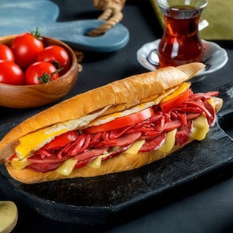 Ekmek Arası Spesiyal Tost görseli