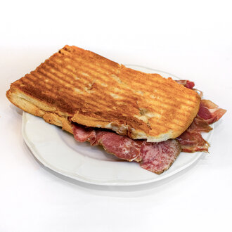 Dilli Kaşarlı Tost görseli