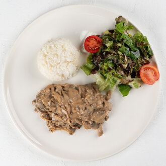 Beef Stroganoff görseli