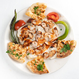 Tavuklu Alinazik Kebap görseli