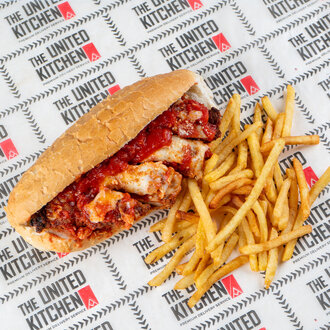 Chicken Parmigiana Sandwich görseli