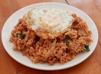 Thailand Pad Krapow Gai görseli