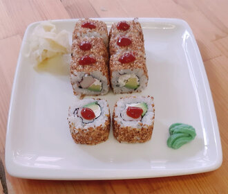 Spicy Sesame California Roll görseli