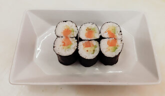 Sake Avokado Maki Roll (6 Pcs.) görseli