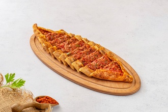 Kuşbaşılı Pide görseli