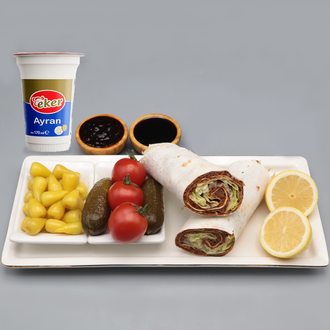Çiğ Köfte Dürüm (125 Gr) & Eker Ayran (17 Cl) görseli