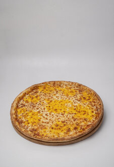 Cheese Pizza (Orta) görseli