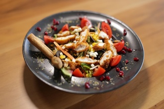 Cajun Tavuklu Salata görseli