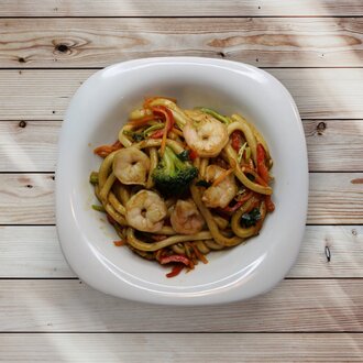 Karidesli Udon Erişte görseli