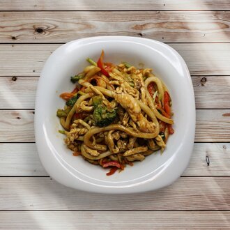 Tavuklu Udon Erişte görseli