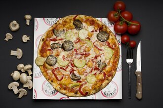 Vejetaryen Pizza (26-28 Cm.) görseli