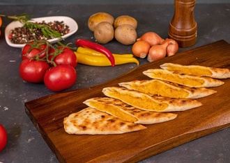 Patatesli Kır Pidesi (Adet) görseli