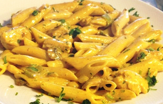 Köri Soslu Penne görseli