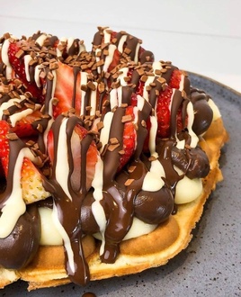 Muzlu Çikolatalı Waffle görseli