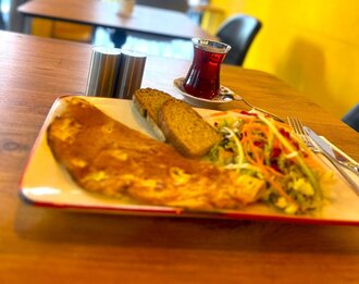 Beyaz Peynirli Omlet görseli
