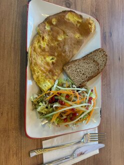 Dana Jambonlu Omlet görseli