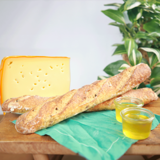 Zeytinli Kekikli Fransız Baget görseli