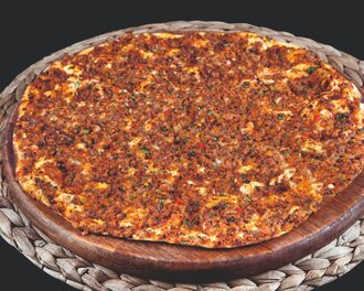 Lahmacun görseli
