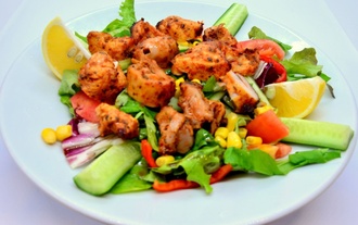 Tavuklu Mevsim Salatası görseli