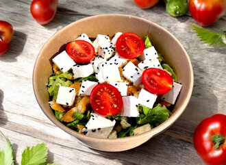 Beyaz Peynirli Salata görseli