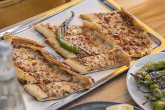 Kıymalı Kaşarlı Pide görseli