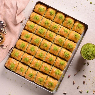 Kare Özel Fıstıklı Baklava görseli