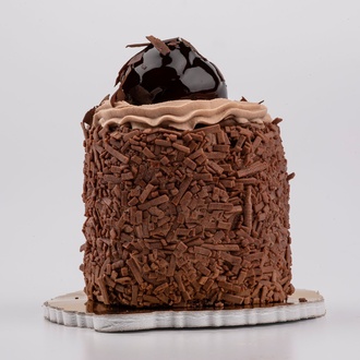 Şokola Profiterol görseli