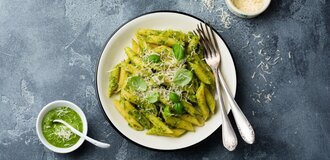 Nan Pesto Soslu Penne Makarna görseli