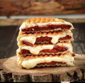 Tam Ekmek Arası Double Karışık Tost görseli