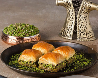 Fıstıklı Klasik Baklava (1 Kg.) görseli