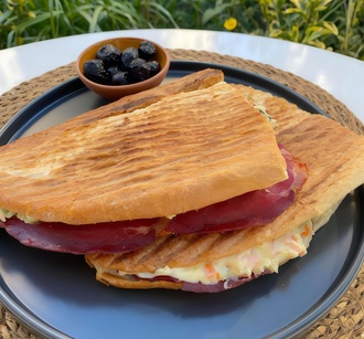 Şarküteri Tost görseli