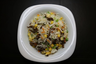 Dana Etli Sebzeli Pilav görseli