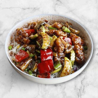 Sebzeli Pilav Üstü Mançuryan Usulü Tavuk görseli