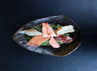 Sashimi Salatası görseli