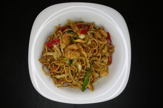 Singapur Sebzeli Erişte görseli