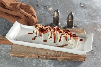 Dragon Roll (8 Pcs.) görseli