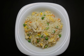 Tavuklu Sebzeli Pilav görseli